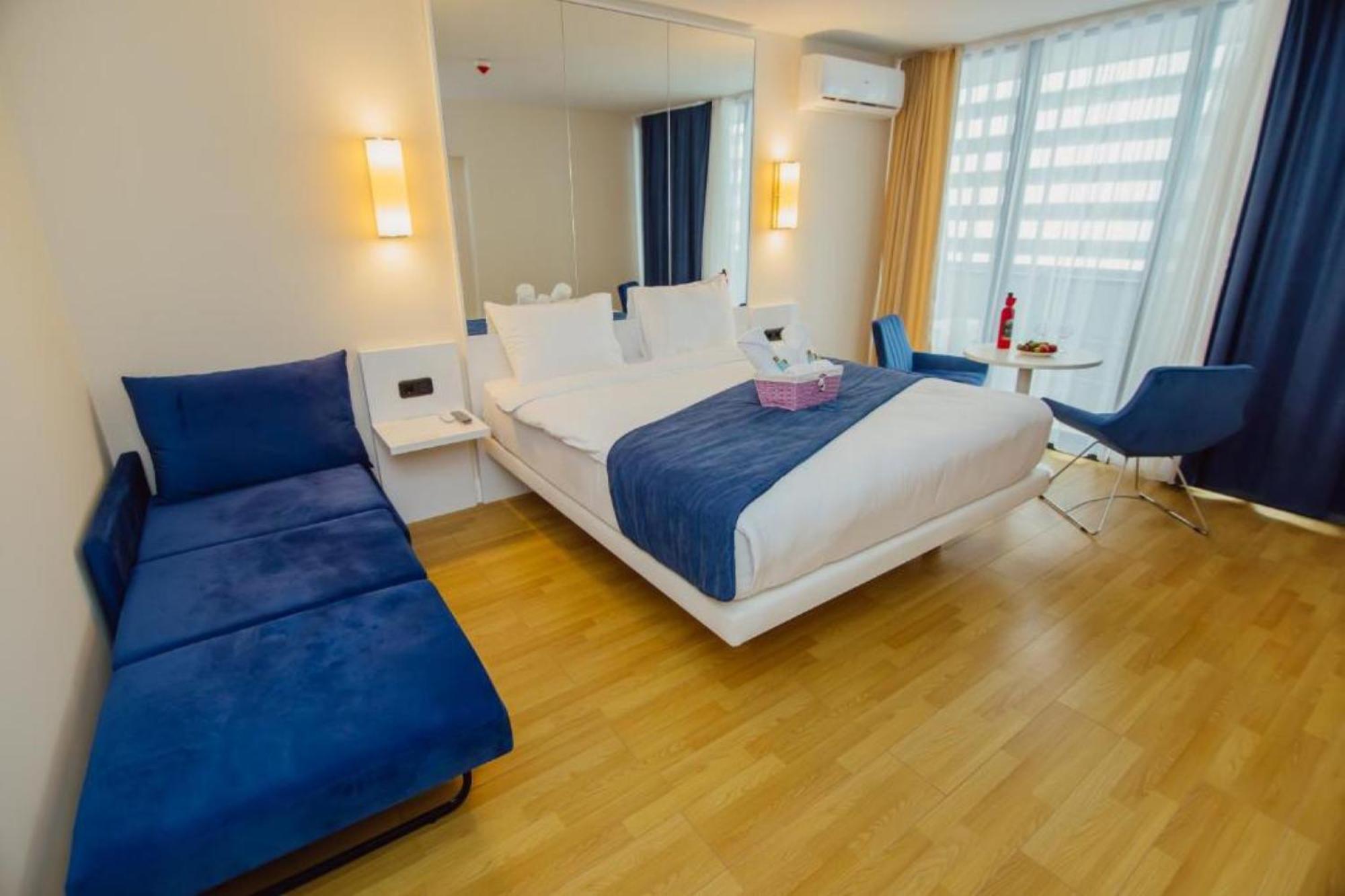 Orbi City Sea View Aparthotel Batumi Bagian luar foto